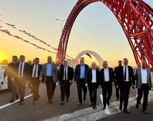 CHP’li Zeydan Karalar 5.5 yıl sonra çark etti: Önce gereksiz dedi şimdi dev yatırım deyip hizmete açtı!